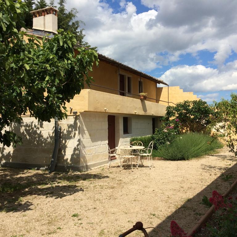 Mas Moineau Bed & Breakfast Mezoargues ภายนอก รูปภาพ